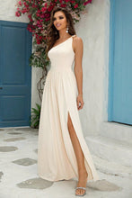 One-Shoulder Split Maxi Dress