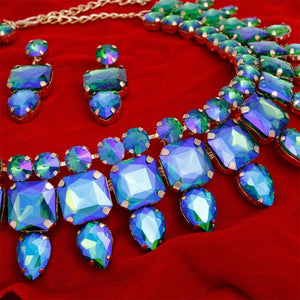 Collar Blue Green Red Carpet Ready Crystal Set