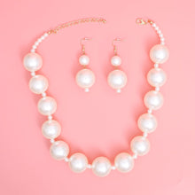Necklace Cream Jumbo Pearls for Women
