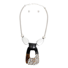 Necklace Silver Leopard Teardrop Pendant for Women