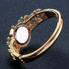 We Sell Fashion Fashion Gold Color+green Flower Decorated Hollow Out Design Color Matching Watch