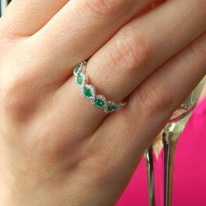 Wish Rings Women's Infinity Criss Cross Emerald & Cubic Zirconia Ring in Sterling Silver - Size 7